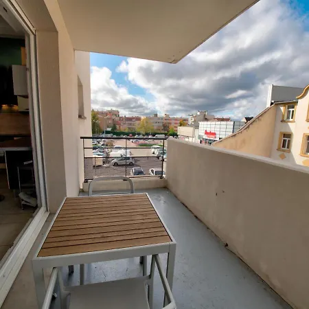 ☆ L'exotique ☆ 2 ☆ Netflix ☆ Metz